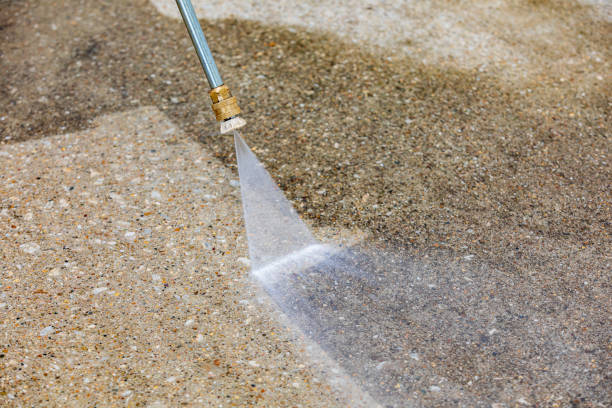 Best Pool Deck Cleaning  in Greenfield, MO
